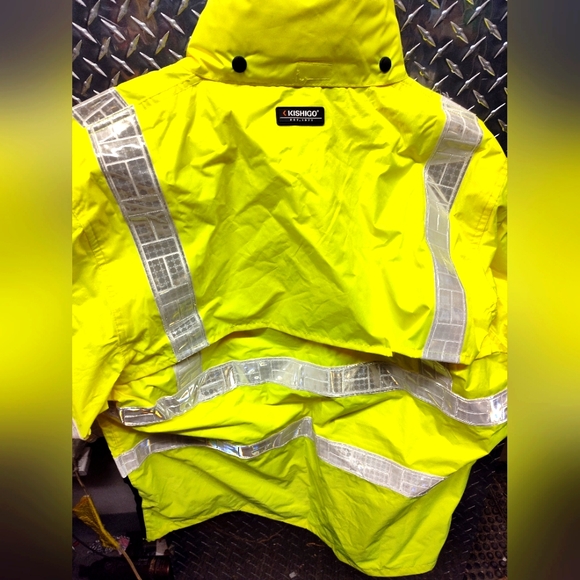 Columbia - Kishigo Storm Stopper Pro Rainwear Jacket - Picture 10 of 11